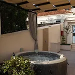 Amare - Three Bedroom With Terrace And Jacuzzi * Dubrovnik