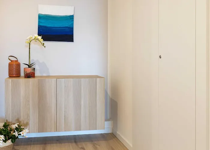 Amare - Three Bedroom With Terrace And Jacuzzi דירה *