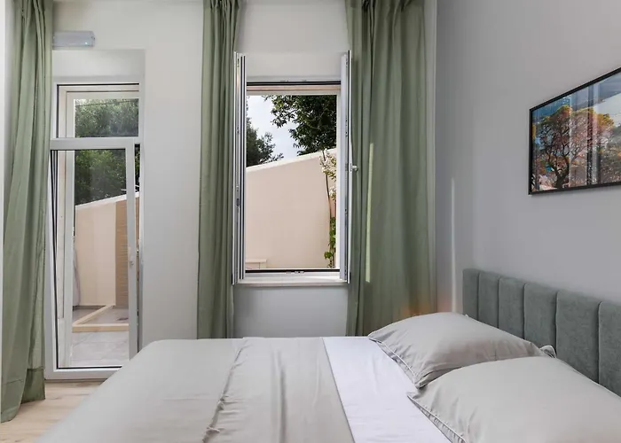 Appartamento Amare - Three Bedroom With Terrace And Jacuzzi