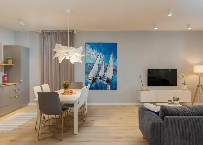 Lägenhet Amare - Three Bedroom With Terrace And Jacuzzi *